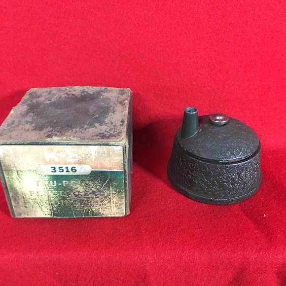 Vintage Cast Iron Pencil Sharpener - Picture 1 of 5